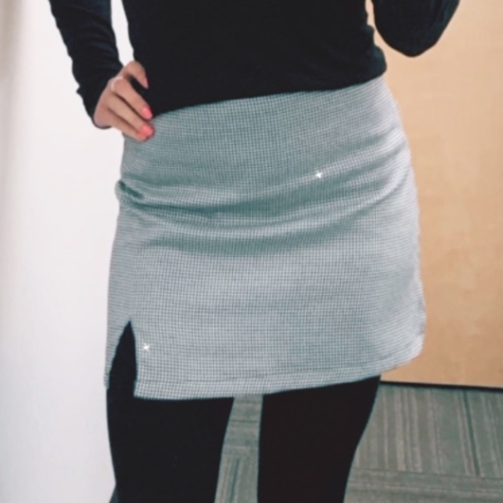 Houndstooth Mini Skirt